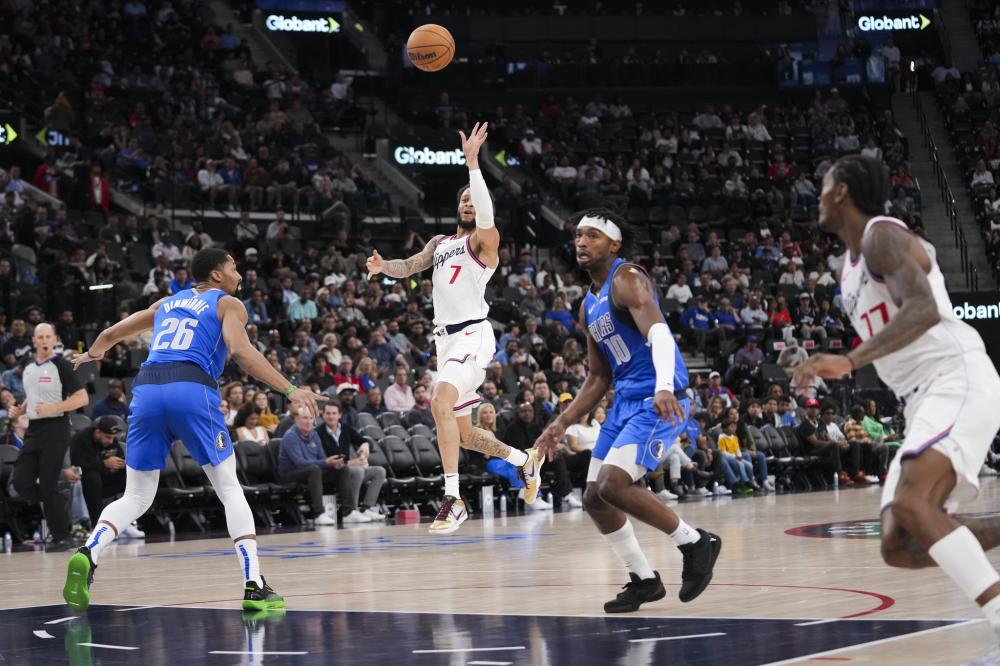 观察极为敏 观察极为敏