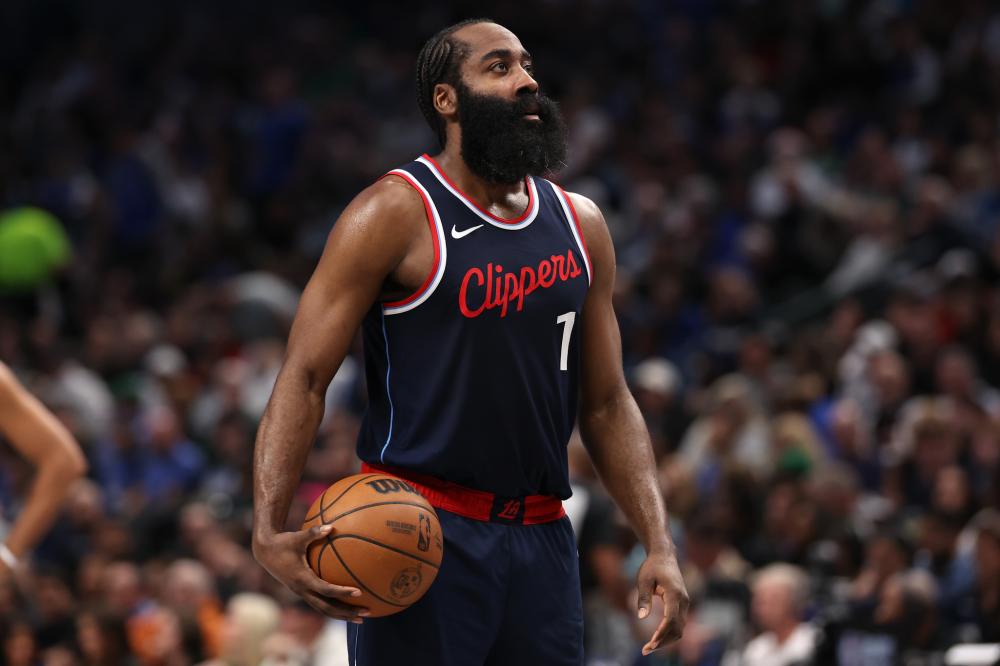 励年轻球员 励年轻球员